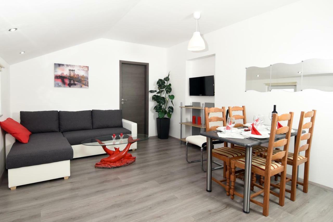 Apartments Trampi Marinici  Eksteriør bilde