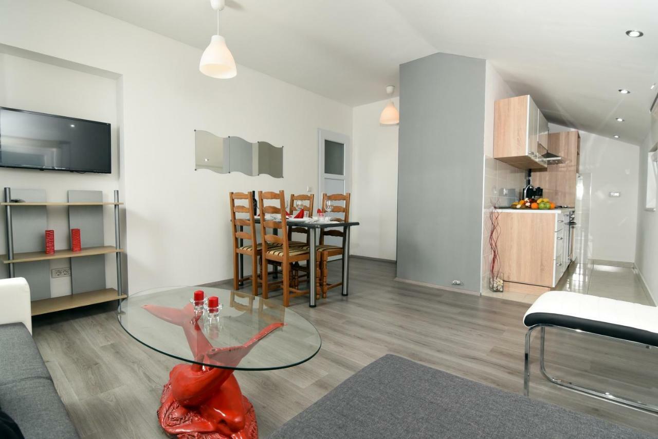Apartments Trampi Marinici  Eksteriør bilde